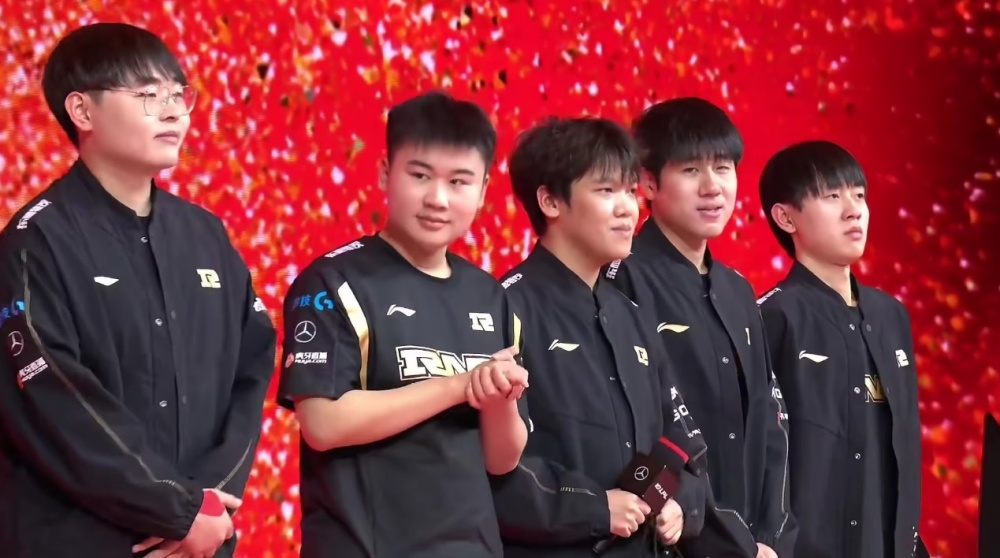 超过了艾顿 超过了艾顿